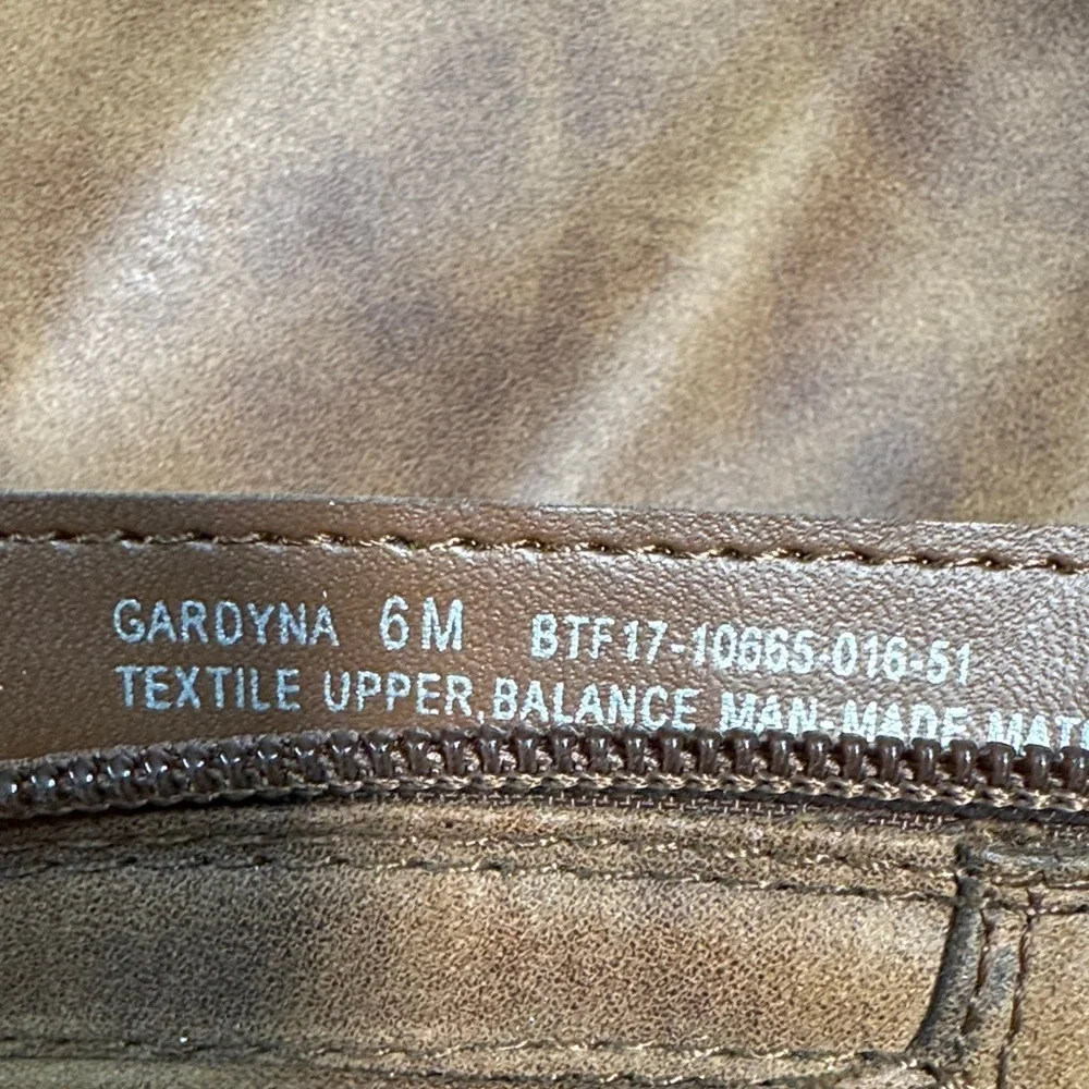 BareTraps Tan tall Boots NEW 6